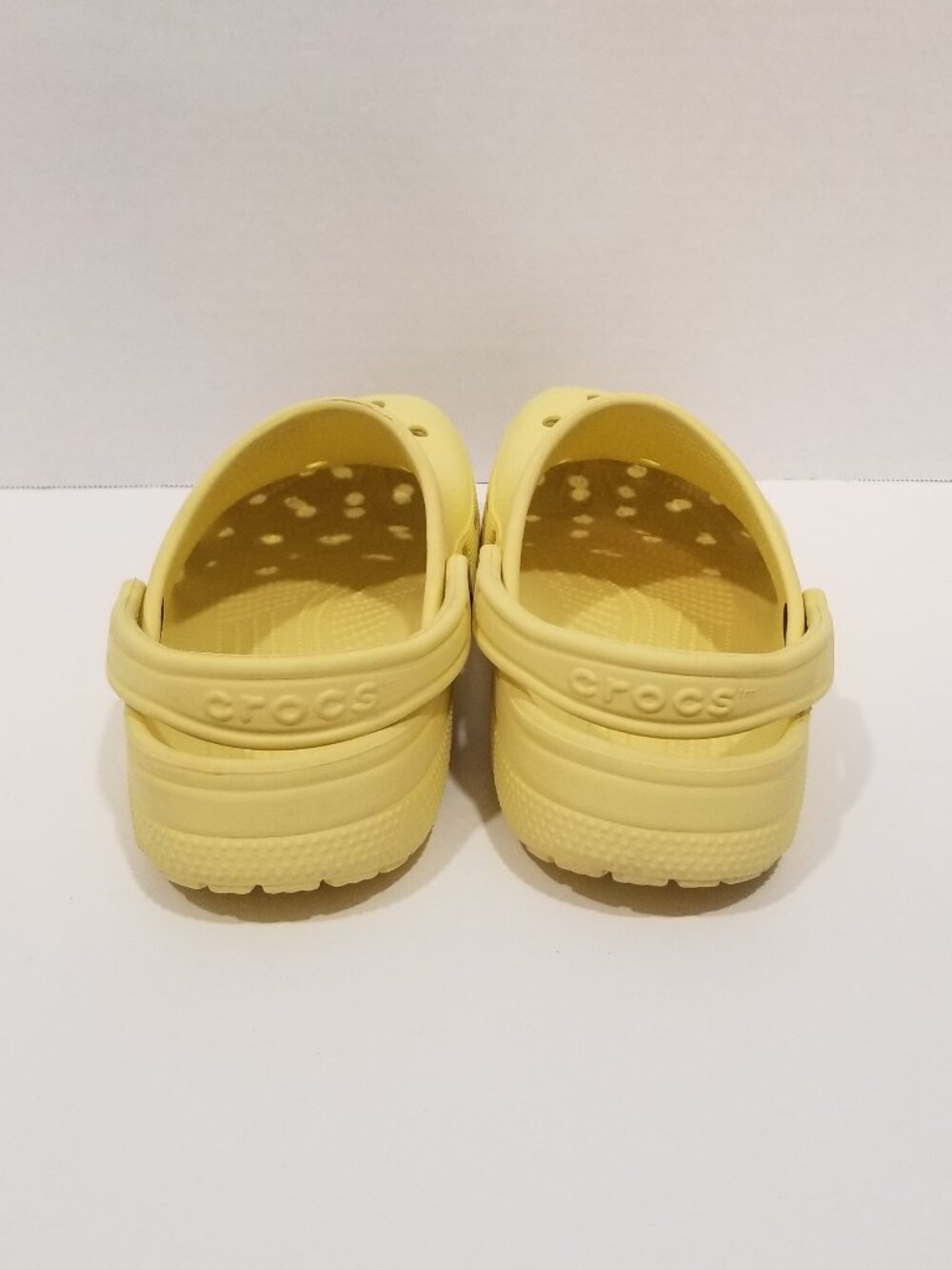 Ladies' Classic Croc Clogs, Size 9, Daylily (Yellow), VGUC - Picture 3 of 12